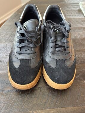 Cole Haan GrandSeries Leather Sneakers with Gum Sole- Size 9 Women’s